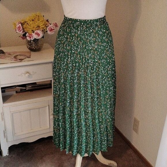 Max Studio Knife Pleated Skirt Coastal Grandma - Picture 1 of 10